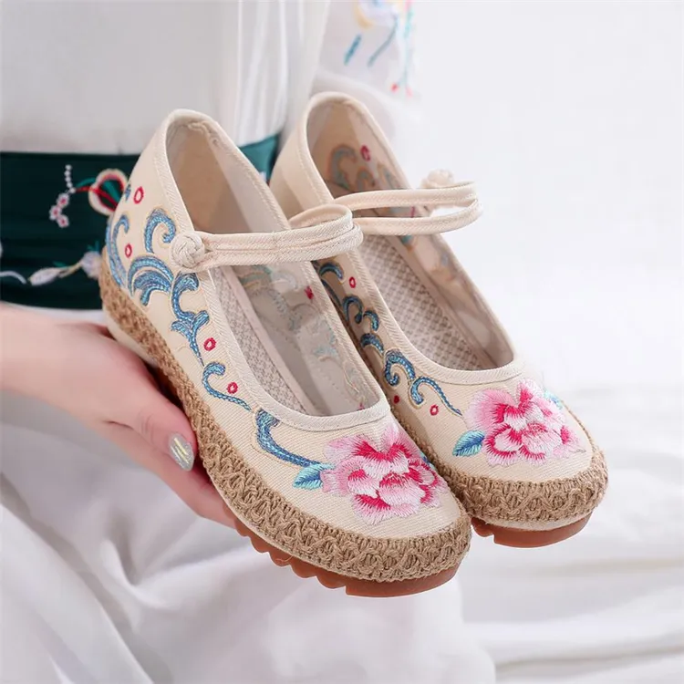 春季新款老北京布鞋民族风内增高绣花布鞋软底亚麻牛筋底女款单鞋