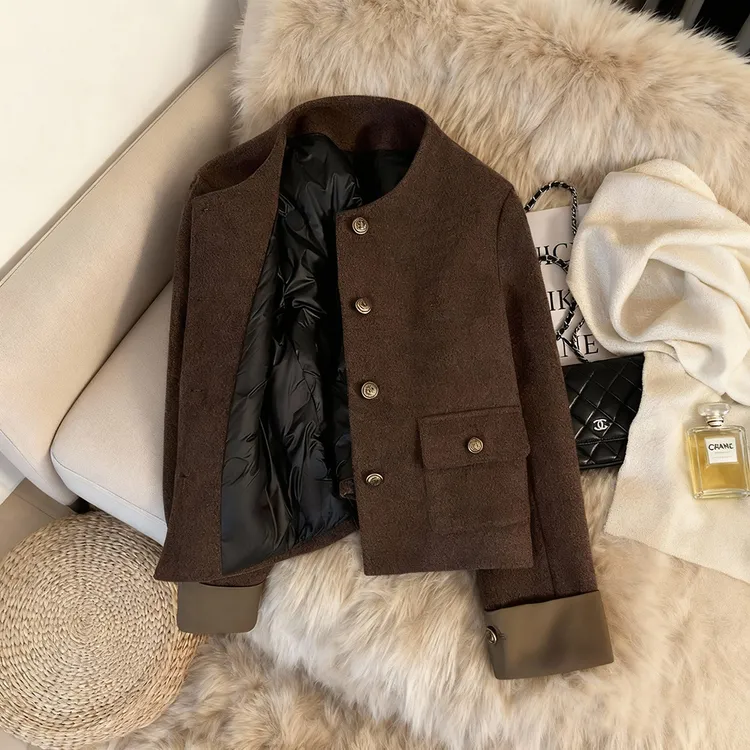 2025冬季新款复古咖色名媛小香风短外套女洋气时髦保暖气质上衣韩