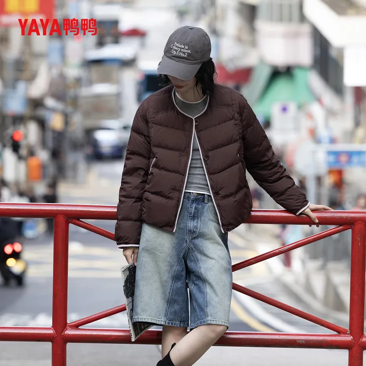 YAYA/鸭鸭羽绒服女款爆款2025新款正品新国标90白鸭绒高级外套