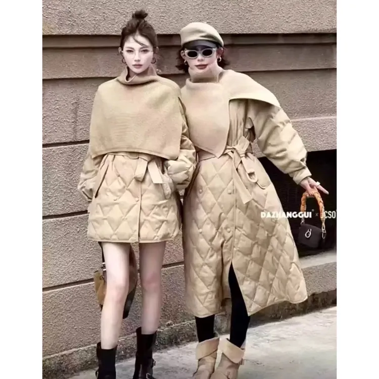 针织围巾披肩棉服外套2025冬季新款时尚气质收腰菱格外套大衣