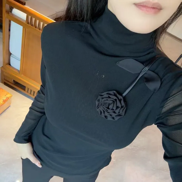 8528 玫瑰花打底衫