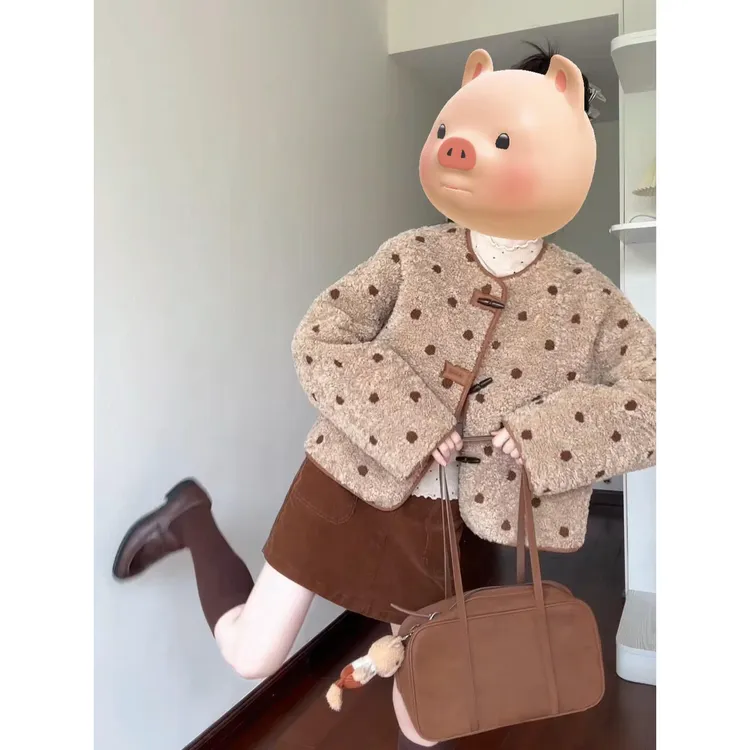 2025女秋冬韩系超好看复古波点羊羔毛短外套焦糖色灯芯绒半裙套装