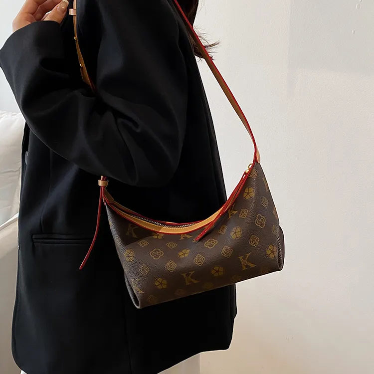 高颜值包包女2025新款复古印花小斜挎包百搭时尚腋下包气质单肩包