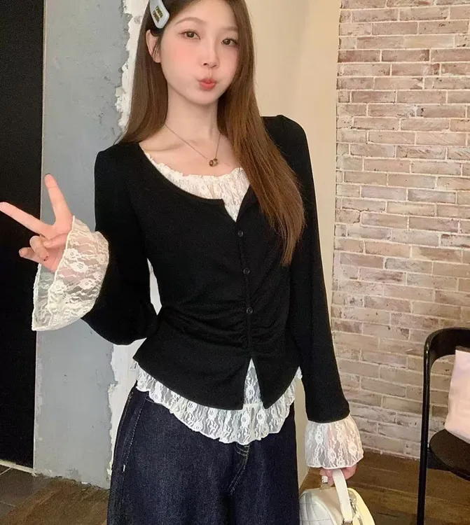 韩系黑色蕾丝拼接假两件长袖打底T恤女早春秋胖mm设计感显瘦上衣