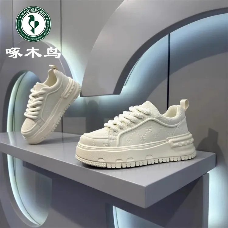 啄木鸟男鞋内增高时尚隐形秋冬厚底皮面运动板鞋男士休闲小白鞋潮
