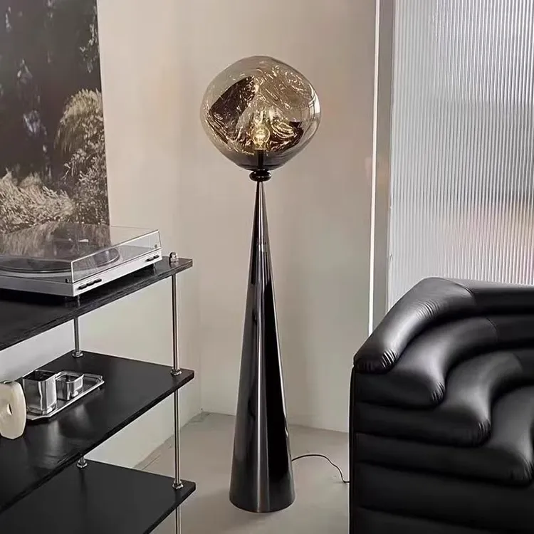 意式轻奢熔岩客厅沙发旁落地灯设计师高级装饰酒店别墅卧室氛围灯