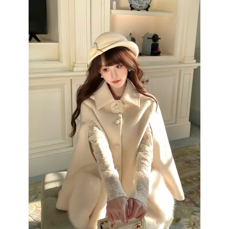 Sychaodm冬日恋歌富家千金毛呢斗篷大衣秋冬新款高级感气质外套女