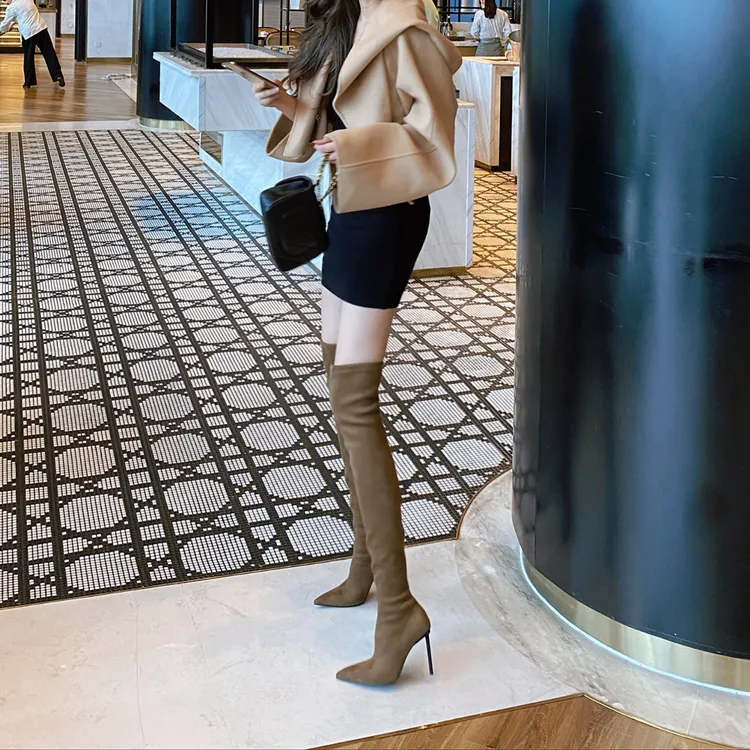 欧美过膝长靴女秋冬爆款洋气尖子显瘦加绒女长靴杏色弹力瘦瘦靴