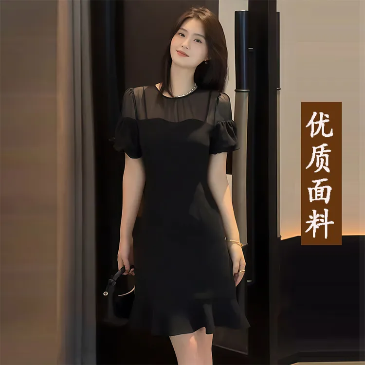 高级感女人味连衣裙女夏2025新款法式收腰显瘦气质短袖小黑裙短裙