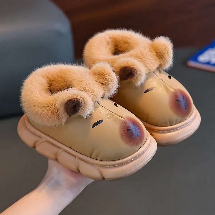 卡皮巴拉儿童棉鞋秋冬季男童EVA皮面防水小孩居家宝宝包跟棉拖鞋