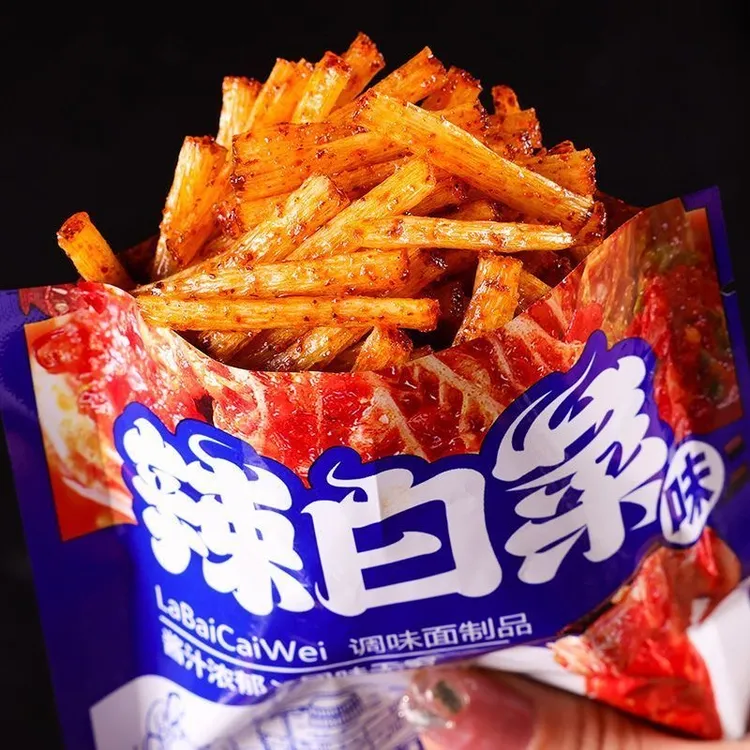 辣白菜味辣条大礼包8090儿时怀旧麻辣零食小吃面筋制品一整箱批发