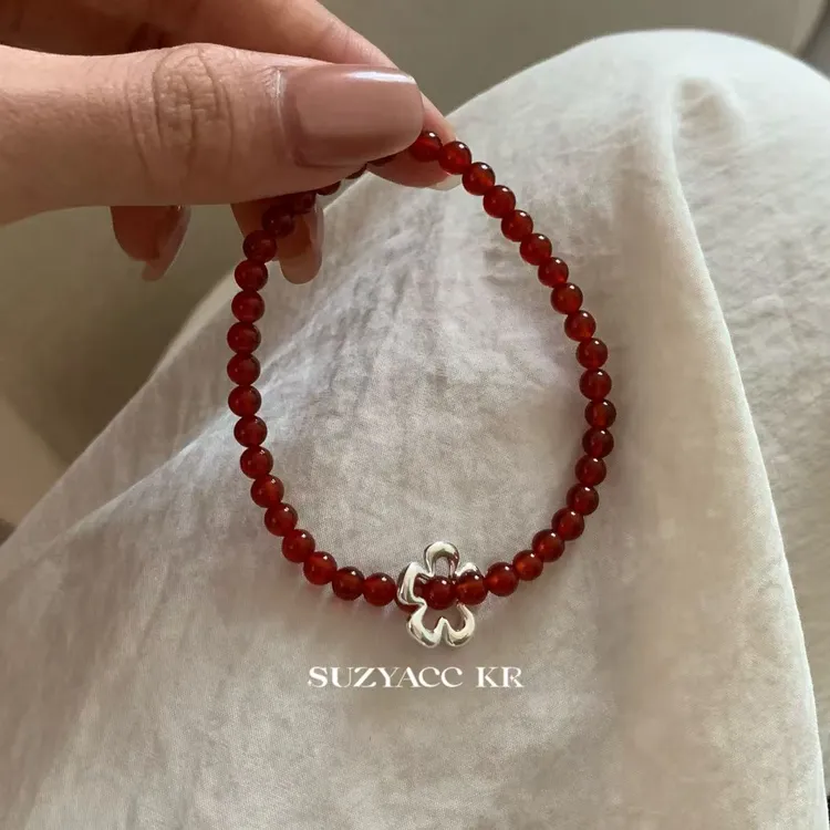 Suzyacc Kr925银【玛瑙小花】花朵手链显白百搭闺蜜款DC0314