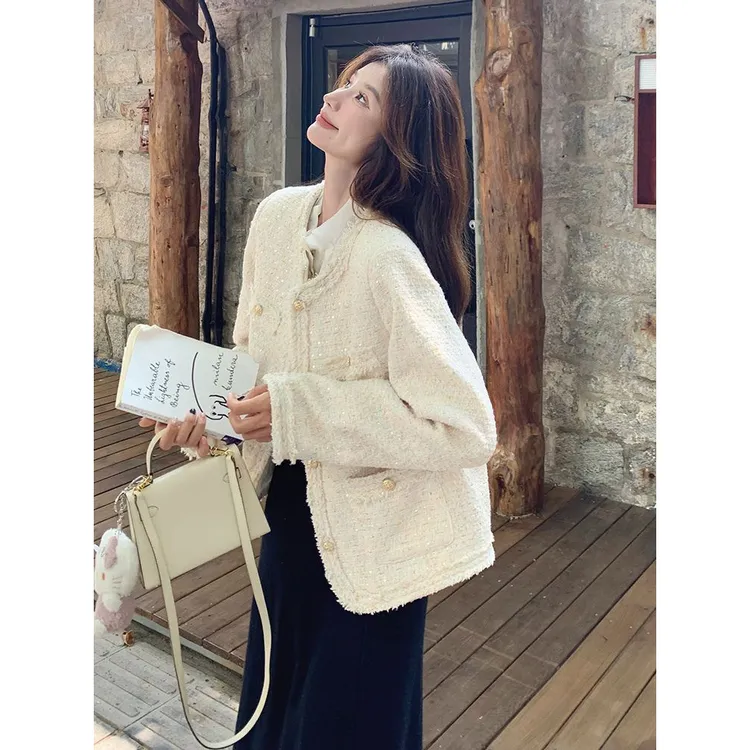 米白色亮片小香风短款外套女2025新款法式高级感精致名媛短款上衣