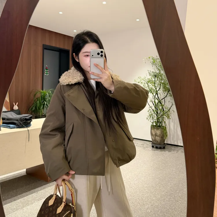 宿慕SUMU经典时尚翻领鸭绒羽绒服12-15冬季2025新款羽绒外套8798