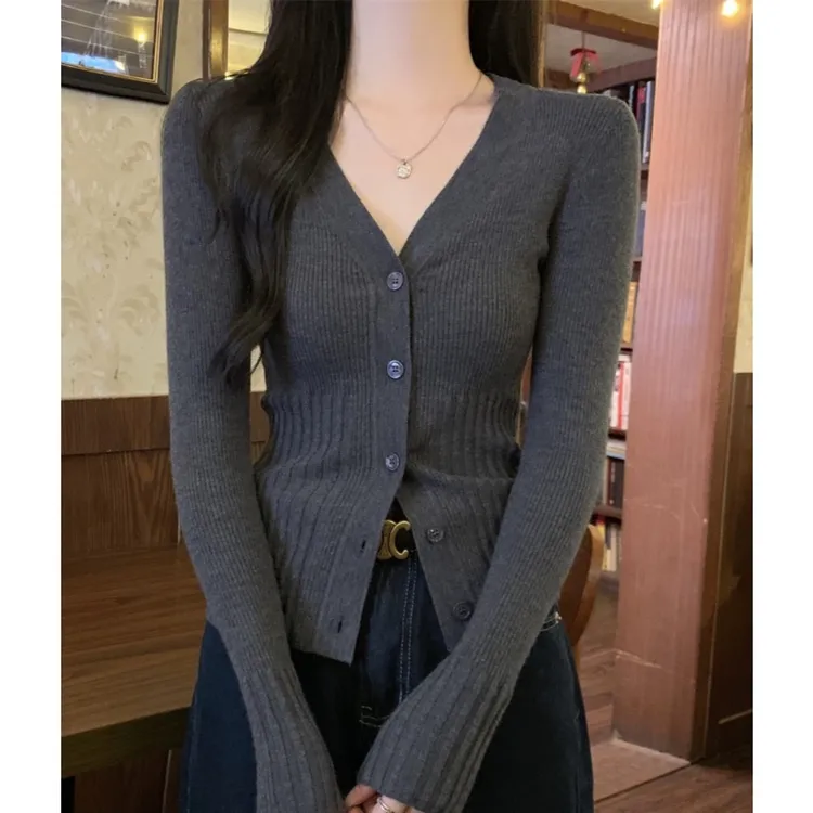 通勤v领气质设计感简约早秋少女风毛针织衫设计感短款长袖上衣