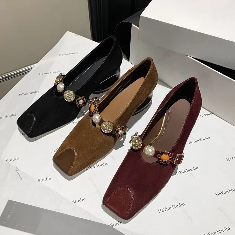 UHCK轻奢风~小众镂空跟珍珠扣带红色玛丽珍鞋气质法式绝美单鞋女