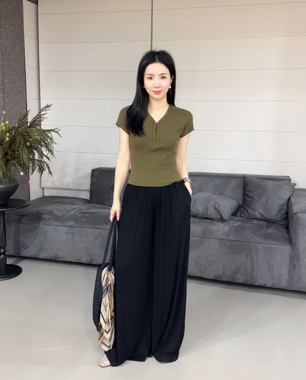 鑫燃KIKI 夏季慵懒感细闪显瘦直筒裤 60012 XI