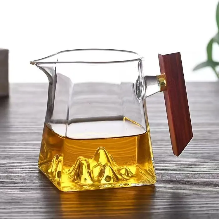 耐热玻璃公道杯家用高档透明木把公杯方形茶道分茶器倒茶杯