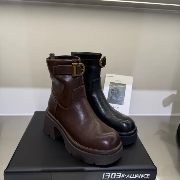 6760马丁靴女英伦风厚底粗跟皮带扣短筒软皮后拉链秋冬单靴加绒