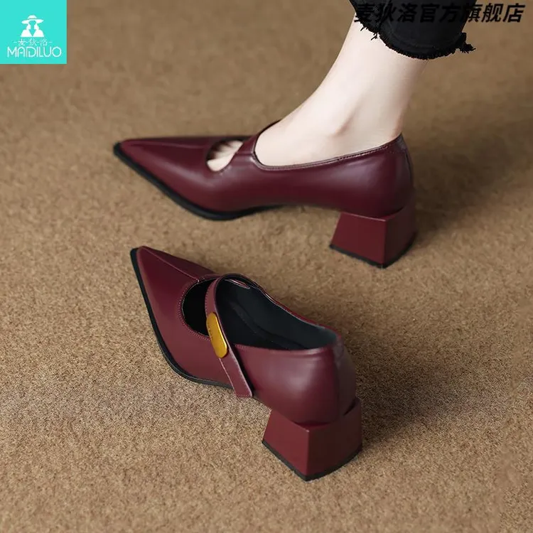 真皮鞋子女2025新款粗跟尖头小皮鞋春款高跟单鞋酒红色玛丽珍女鞋