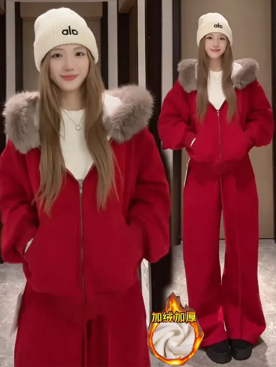 加绒加厚休闲运动套装女冬季新款连帽毛领卫衣弯刀阔腿裤两件套潮