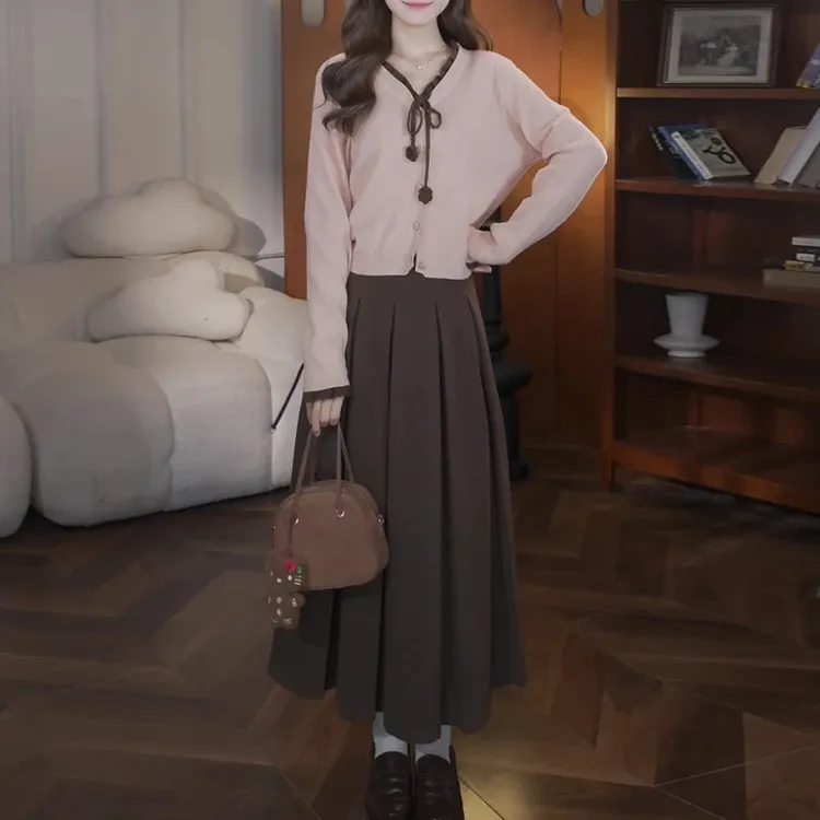 韩系温柔慵懒风V领假两件针织开衫慵懒减龄毛衣上衣半身裙套装女