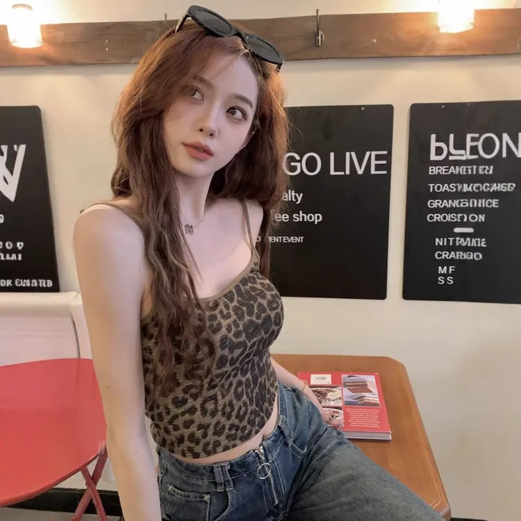 美式辣妹性感复古豹纹时尚潮流吊带背心2025修身外穿短款收腰上衣