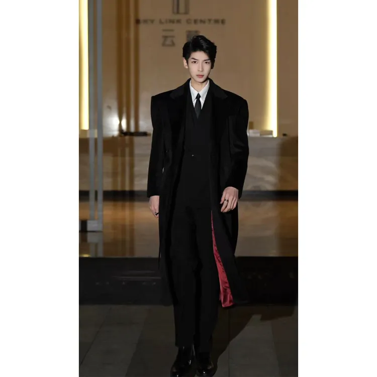 龙叨叨秋冬新款潮流复古高级感绒面气质廓形百搭长款宽松毛呢大衣