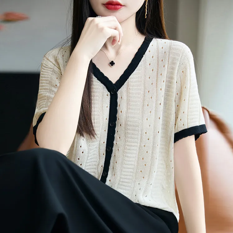 微胖mm夏装特大码冰丝针织衫女士短袖t恤遮肚子巨显瘦镂空v领上衣