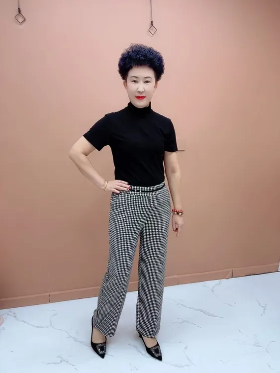 7567春季欧绒棉直筒裤百搭休闲时尚显瘦黑白气质格子裤修身格纹