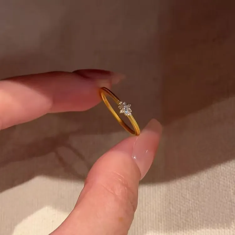 柯柒 铜合金戒指 爆闪满钻星芒戒指女设计感小众闭口戒手饰