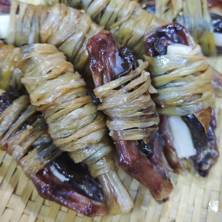 関遂昌自然风干腊鸭扎包 腊香十足 咸香美味 传统手工美食