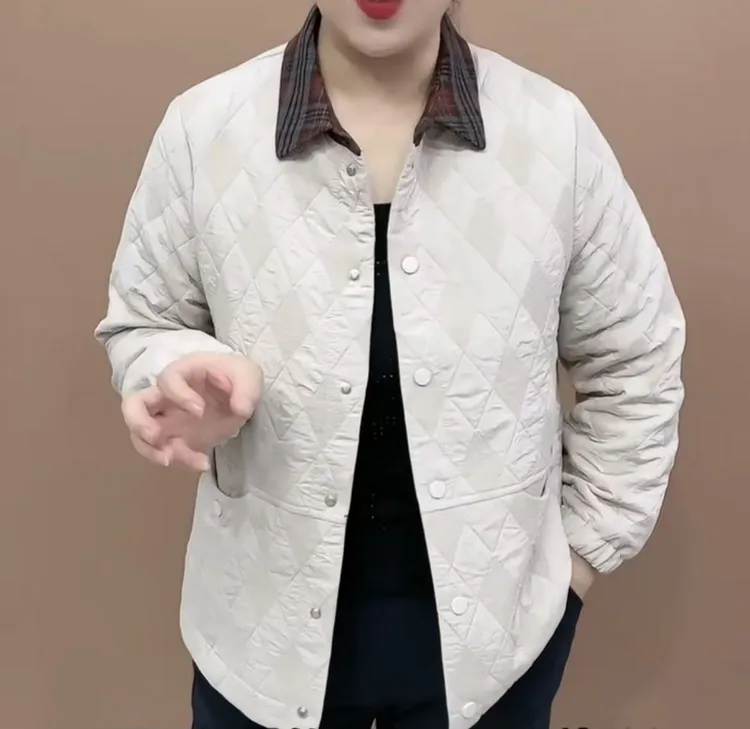 <专柜品质>秋季新款时尚休闲气质百搭小香风妈妈装轻薄洋气外套