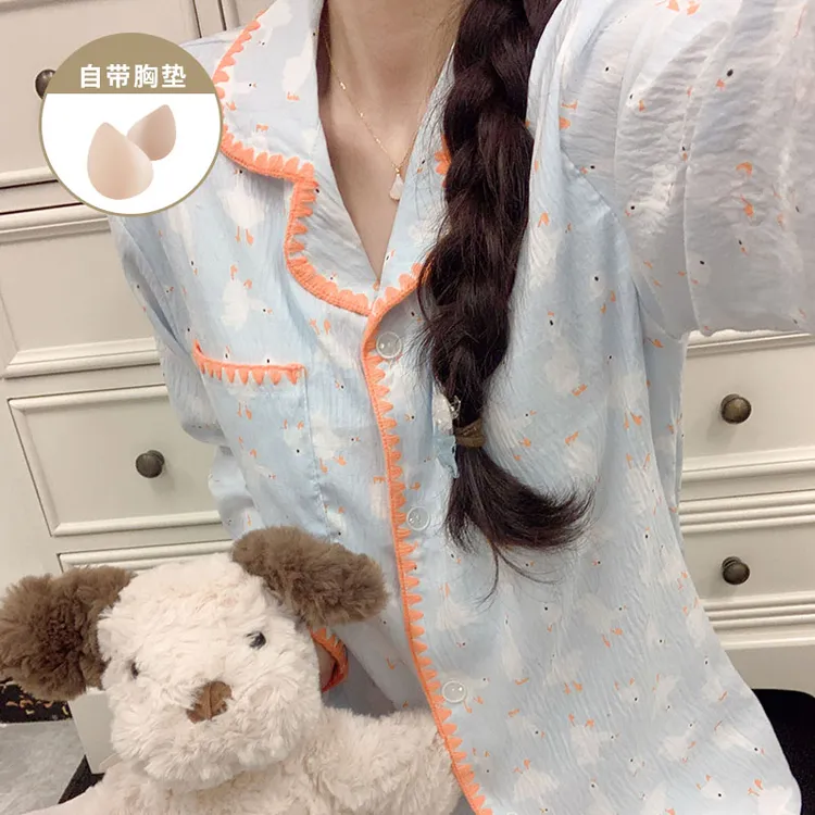 卡通风小鸭带胸垫睡衣女款春秋季爆款长袖长裤女士家居服两件套装