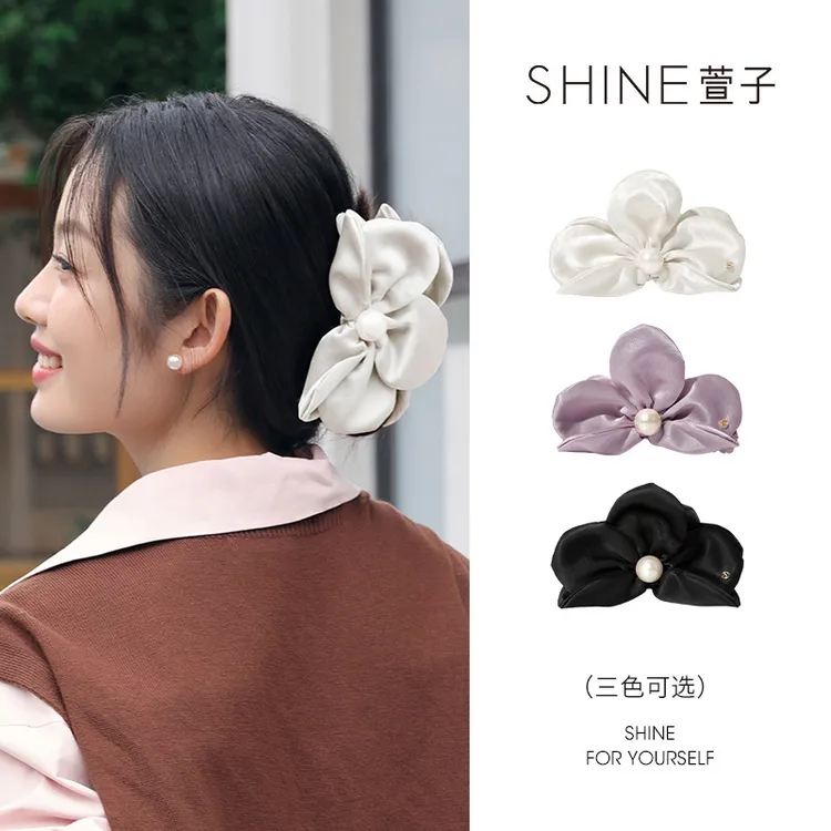 萱子SHINE时髦花朵抓夹慵懒时髦轻盈气质网红法式约会出游通勤