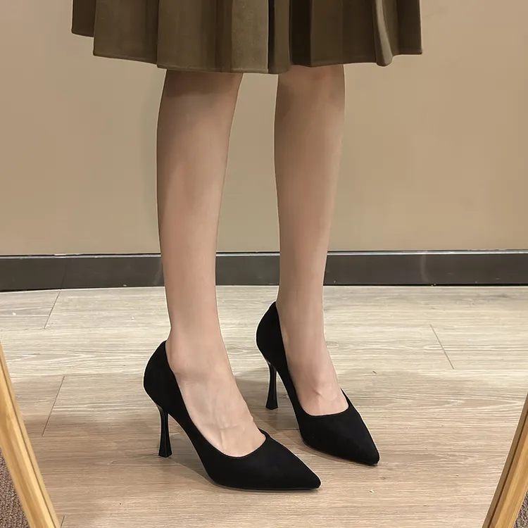 礼仪黑色高跟鞋女2025年新款面试通勤百搭细跟不累脚正装工作单鞋
