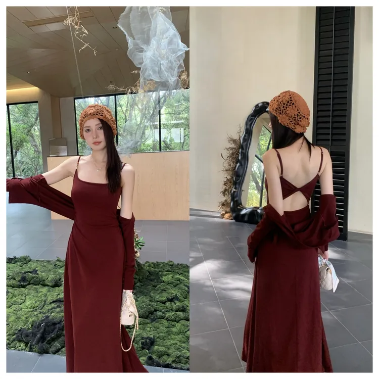 高腰带胸垫吊带连衣裙女春秋新款收腰显瘦内搭纯色打底过膝长裙子
