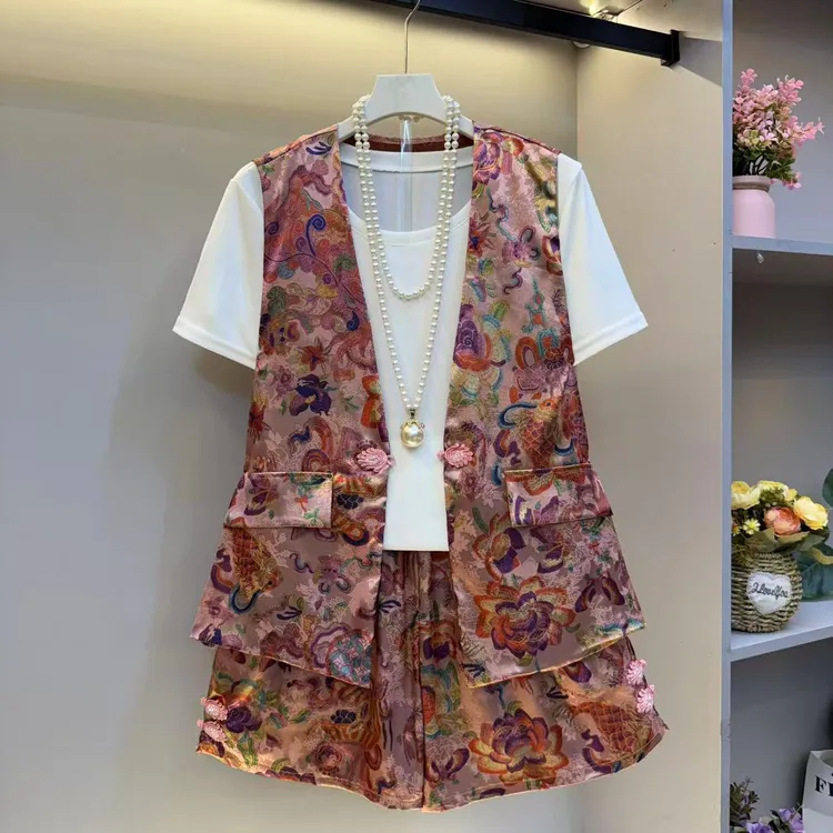 时尚2025新中式大码女装盘扣气质马甲内搭短裤显瘦三件套