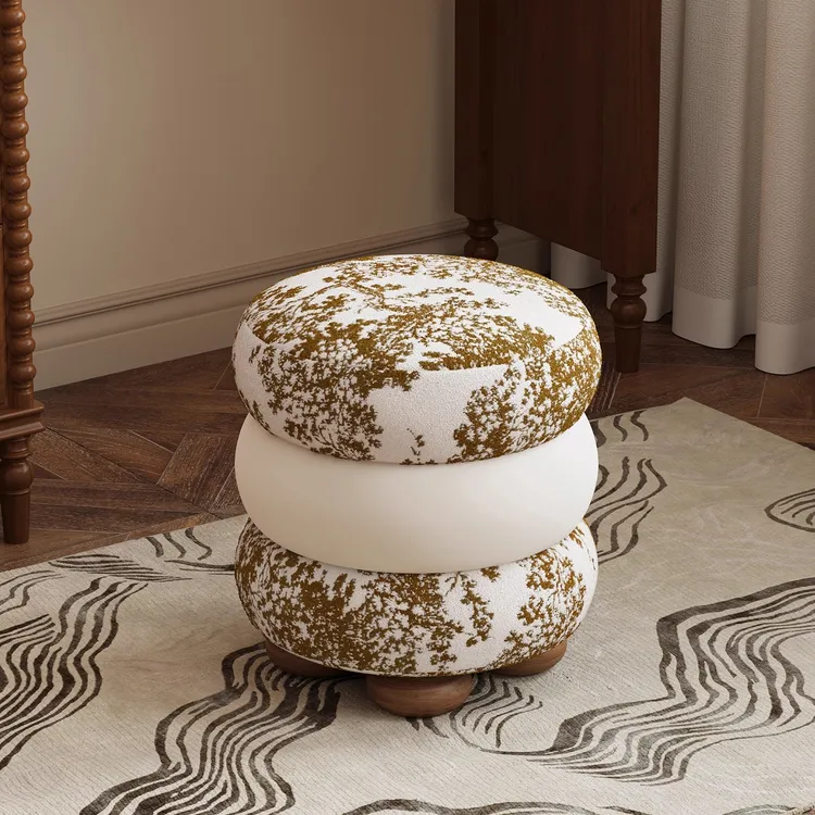 中古风梳妆台凳子轻奢高级感实木化妆椅卧室复古梳妆凳女生极简