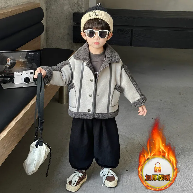 男童皮毛一体外套秋冬2025新款儿童冬装加绒加厚潮帅气时髦三件套