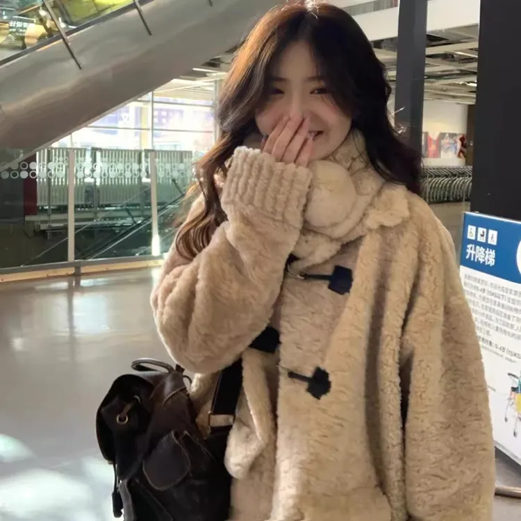 韩系翻领甜美温柔奶呼仿羊羔毛外套女皮毛一体毛绒绒大衣秋冬加厚