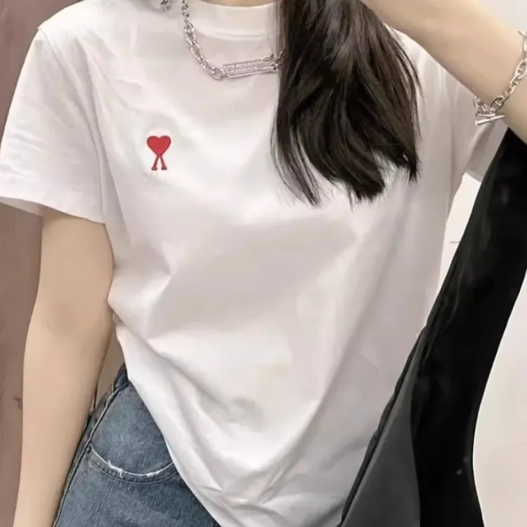 2025年新款高级感气质刺绣爱心短袖恤女装休闲黑白色宽松上衣