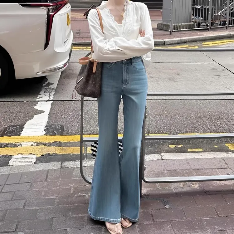 雪千羽浅色微喇牛仔裤女夏季2025年新款高腰不贴腿显瘦马蹄喇叭裤
