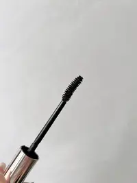 042卷翘纤长睫毛膏