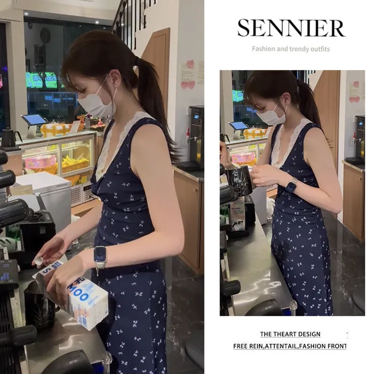 夏季温柔系穿搭女2025新款法式碎花蕾丝拼接气质显瘦a字连衣裙女