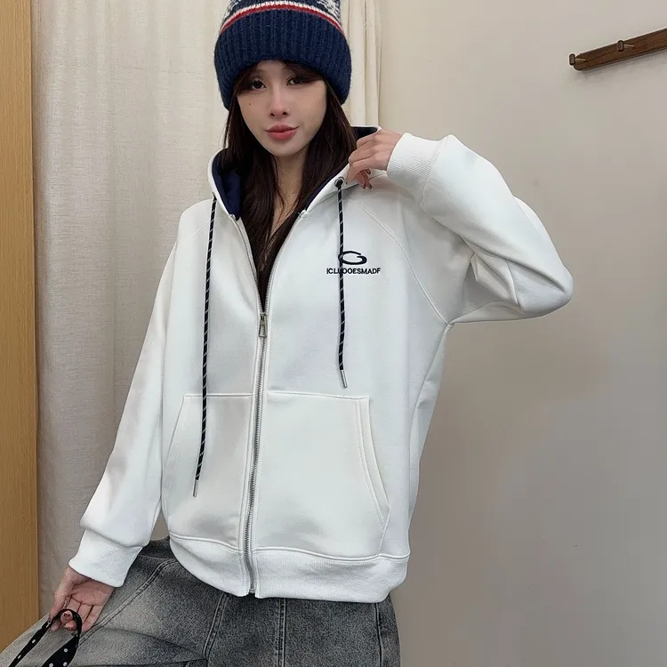 L142冬季新款加绒时尚百搭刺绣圆圈连帽拉链休闲女士外套25-186