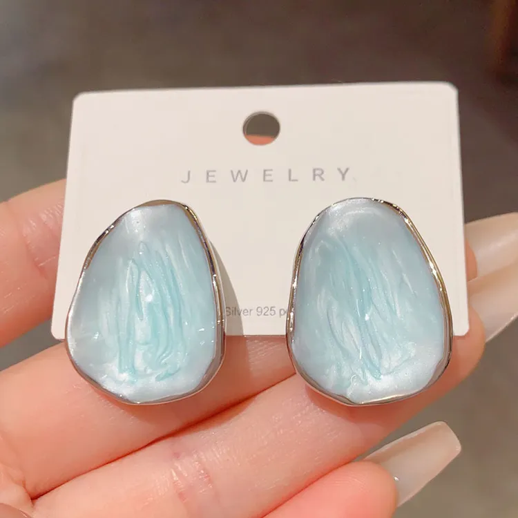 铜合金亚克力耳饰 欧美气质时尚滴油耳钉小众高级感大气百搭耳钉