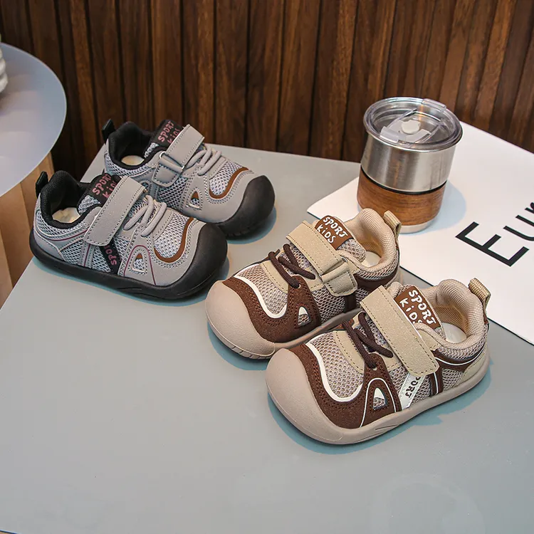 宝宝学步鞋男童软底春秋鞋子新款板鞋2025透气小童婴儿机能运动鞋