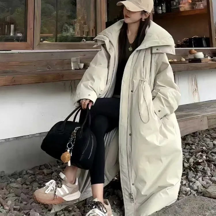 秋冬风衣式被子款女士抽绳收腰羽绒服时尚百搭长款加厚保暖外套