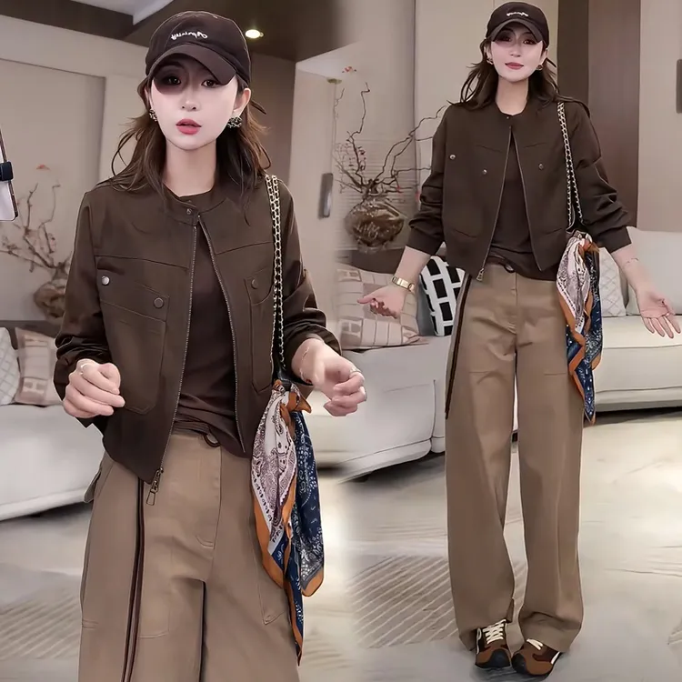 高含棉时尚减龄短外套女2025年秋冬新款慵懒宽松百搭立领拼色上衣